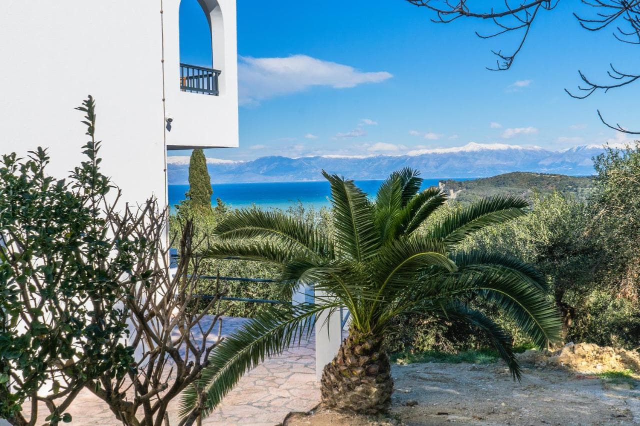 Villa Ocean Breeze view 5