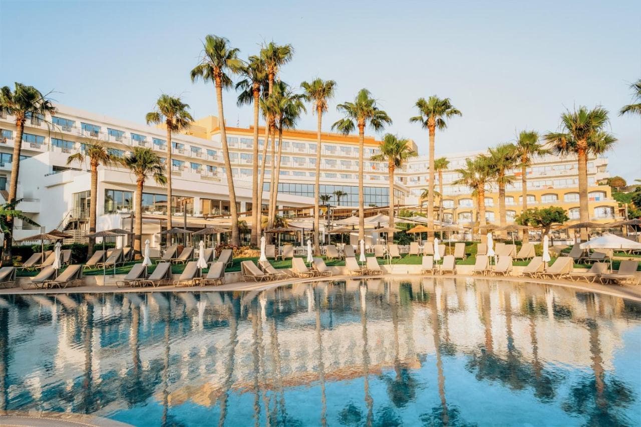 St George Beach Hotel & Spa Resort main view