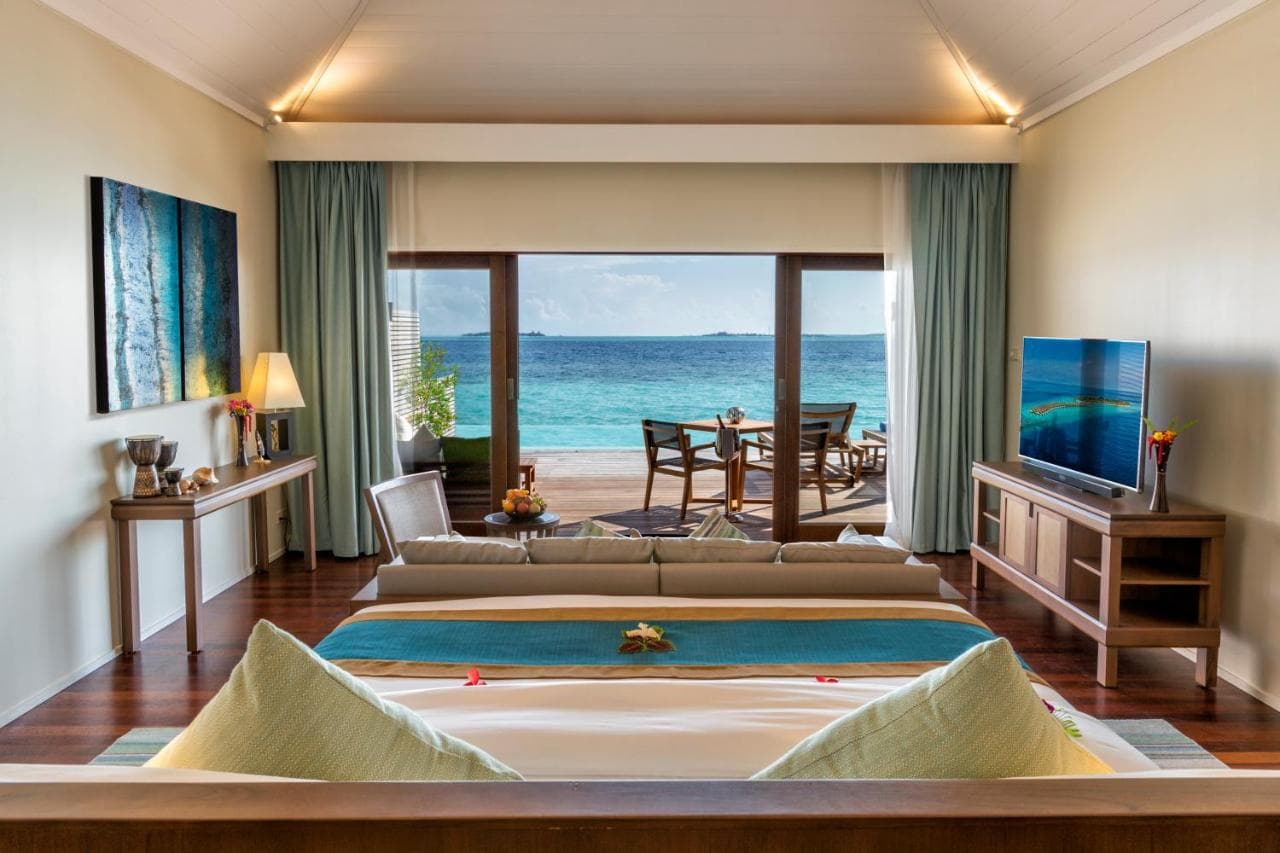Hurawalhi Island Resort view 3
