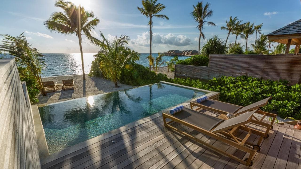 Hurawalhi Island Resort view 2
