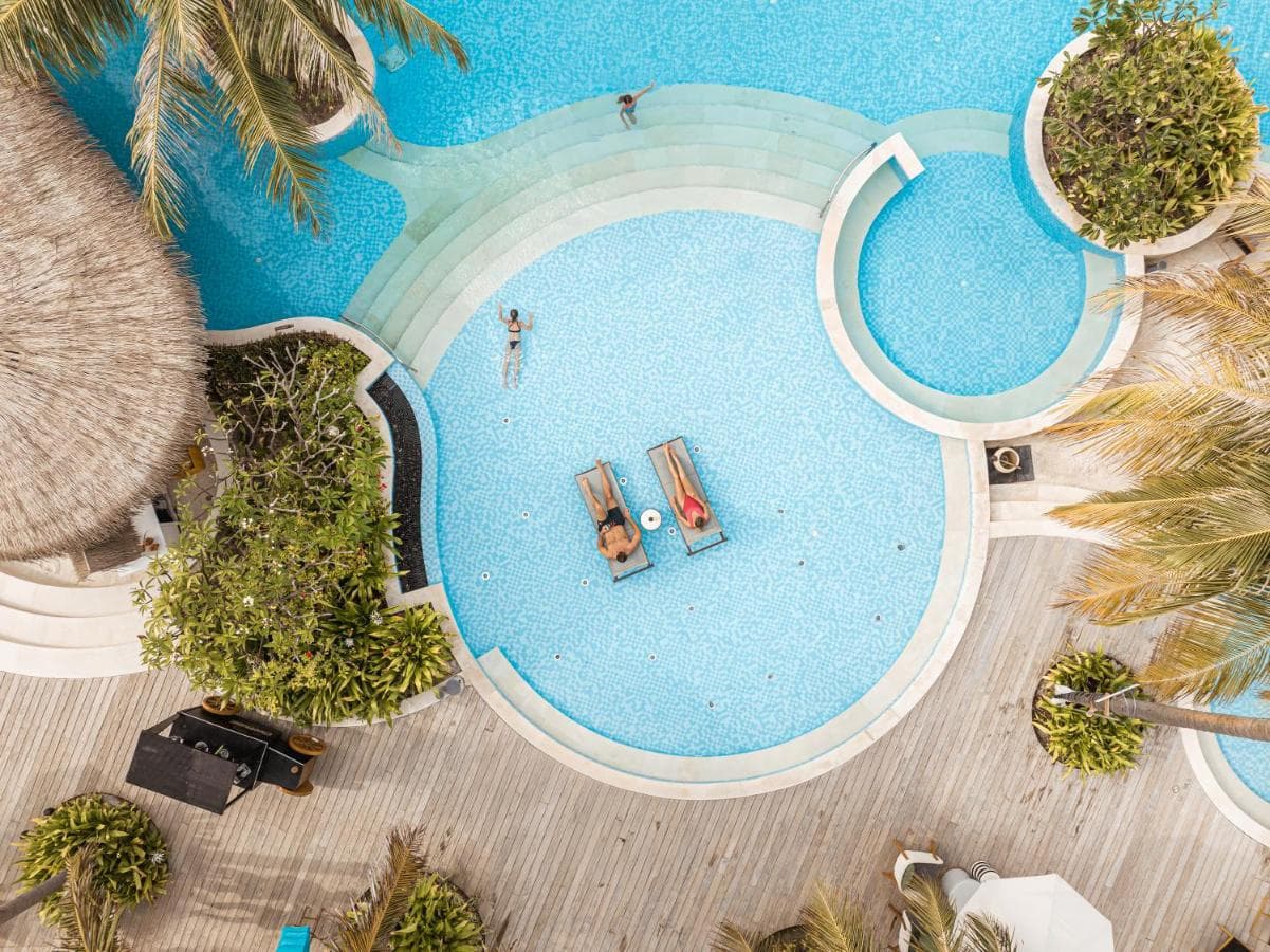 Intercontinental Maldives Maamunagau Resort with Club benefits by IHG view 3